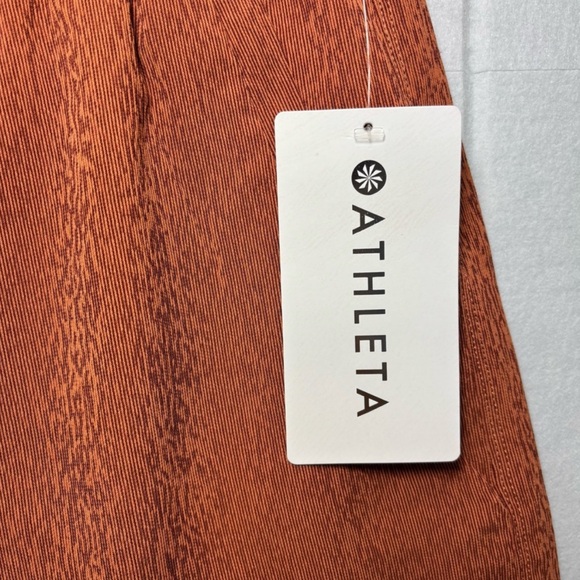 ATHLETA Women's Echo Shorts NWT - Picture 4 of 4